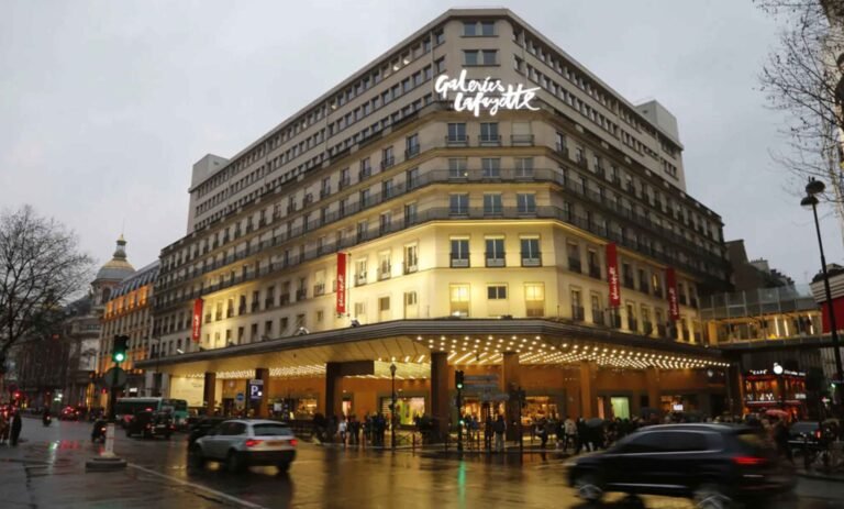 WhatsApp Image 2025-12-25 at 22.04