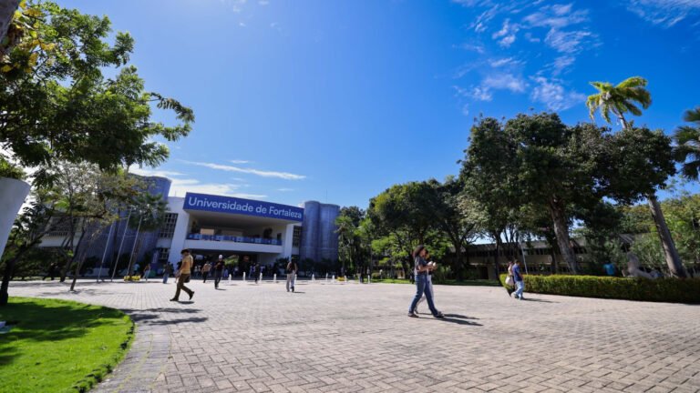 a8d64894-46e2-4eed-bce1-991e63400f10