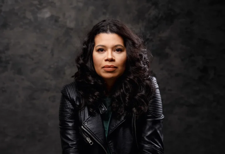 abre-ANA-PAULA-MAIA-02