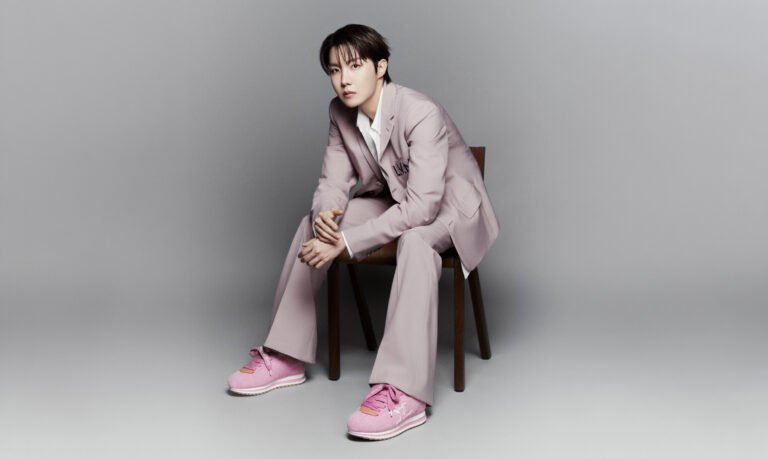 LOUIS_VUITTON_X_j-hope_LV_BUTTERSOFT_SNEAKER_IMAGE_3